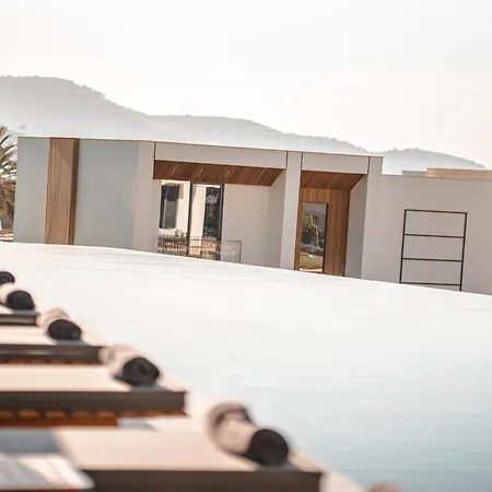 The Norm Collection Door'A Bodrum-3